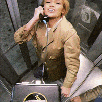 每日GIF(2021-03-03)的gif-Jennifer Lopez Phone GIF by Coach