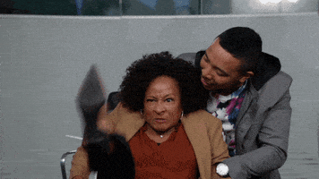 每日GIF(2021-03-08)的gif-Angry Wanda Sykes GIF by ABC Network