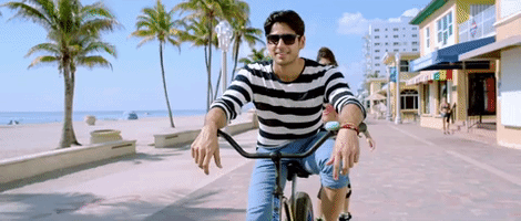 每日GIF(2021-03-14)的gif-Sidharth Malhotra Bollywood GIF