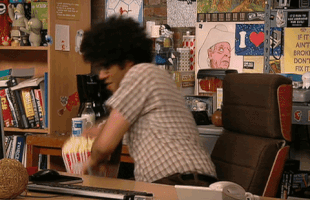 每日GIF(2021-03-20)的gif-Ok Go Popcorn GIF