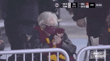 每日GIF(2021-03-20)的gif-Ncaa Basketball Applause GIF by NCAA March Madness