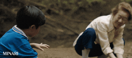 每日GIF(2021-03-25)的gif-Steven Yeun Korean GIF by Madman Films