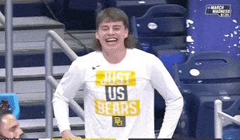 每日GIF(2021-03-28)的gif-Ncaa Basketball Sport GIF by NCAA March Madness
