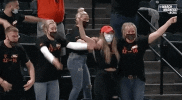 每日GIF(2021-03-28)的gif-Excited Ncaa Basketball GIF by NCAA March Madness