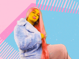 每日GIF(2021-03-29)的gif-Diva Hair Flip GIF by CÖMB