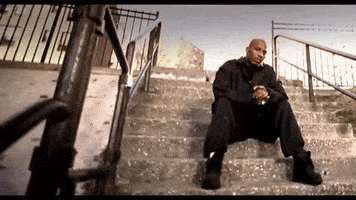 每日GIF(2021-04-10)的gif-Rapper Stairs GIF by HipHopDX