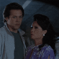 每日GIF(2021-04-14)的gif-Cbs Love GIF by Paramount+