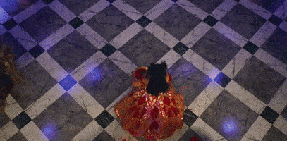 每日GIF(2021-04-14)的gif-Coming To America Flowers GIF by Amazon Prime Video