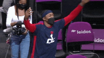 每日GIF(2021-04-22)的gif-Regular Season Sport GIF by NBA