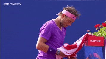 每日GIF(2021-04-27)的gif-Confused Funny Face GIF by Tennis TV