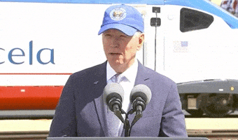 每日GIF(2021-05-01)的gif-Joe Biden GIF by GIPHY News