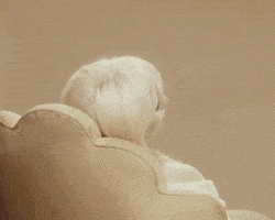 每日GIF(2021-05-04)的gif-Billie Eilish Fashion GIF