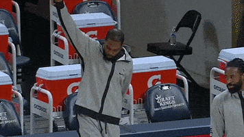 每日GIF(2021-05-06)的gif-Kevin Durant Dancing GIF by YES Network