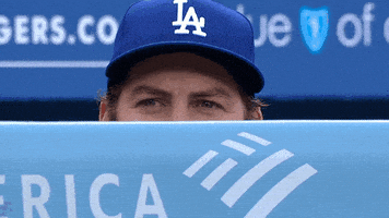 每日GIF(2021-05-13)的gif-Creeping Los Angeles GIF by MLB