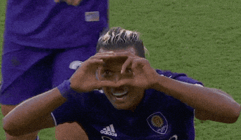 每日GIF(2021-05-14)的gif-Looking I See You GIF by Major League Soccer