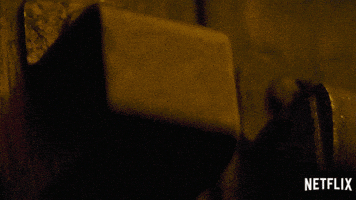 每日GIF(2021-05-18)的gif-Door Lock Movie GIF by NETFLIX