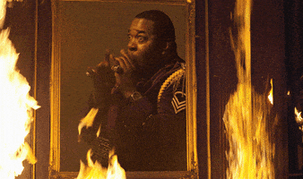 每日GIF(2021-05-21)的gif-Peter Dinklage Girl GIF by ADWEEK