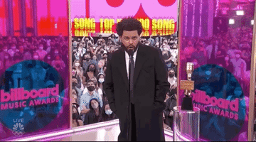 每日GIF(2021-05-24)的gif-The Weeknd GIF by Billboard Music Awards