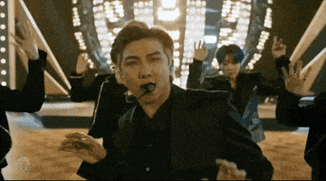 每日GIF(2021-05-25)的gif-Bts GIF by Billboard Music Awards