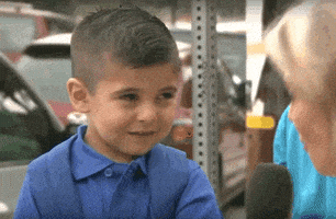 每日GIF(2021-05-27)的gif-interview crying GIF