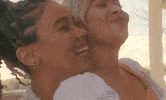 每日GIF(2021-06-04)的gif-In Love Kiss GIF by Hayley Kiyoko