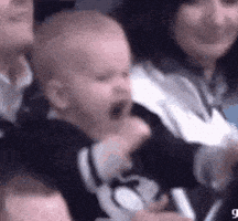 每日GIF(2021-06-24)的gif-Happy Woman GIF by Kraken Images