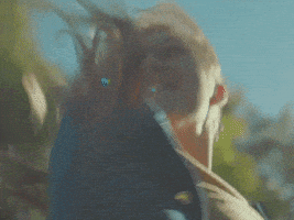 每日GIF(2021-06-25)的gif-Cheering Summertime GIF by Black Conflux