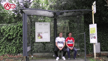 每日GIF(2021-07-10)的gif-bus stop waiting GIF by KV Kortrijk