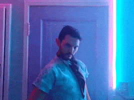 每日GIF(2021-07-13)的gif-Happy Slow Motion GIF