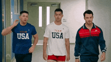 每日GIF(2021-07-22)的gif-Nick Jonas Walking GIF by NBC