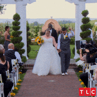 每日GIF(2021-07-29)的gif-Happy Four Weddings GIF by TLC