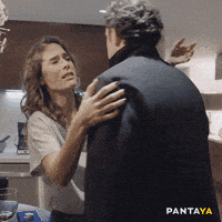 每日GIF(2021-08-05)的gif-Couple Love GIF by Pantaya
