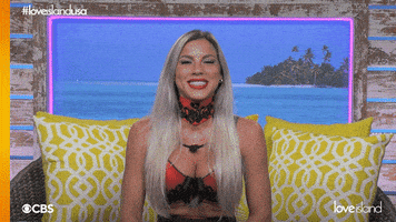 每日GIF(2021-08-09)的gif-Love Island Usa Shannon Laughing GIF by LoveIslandUSA