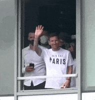 每日GIF(2021-08-11)的gif-Lionel Messi Hello GIF