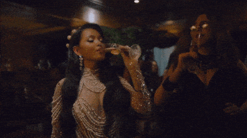 每日GIF(2021-08-19)的gif-Inferno GIF by Bella Poarch