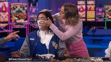 每日GIF(2021-08-20)的gif-Game Show Clean Your Face GIF by NBC