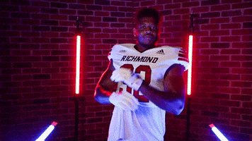每日GIF(2021-09-03)的gif-College Football Dance GIF by Richmond Spiders