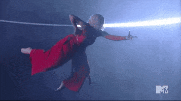 每日GIF(2021-09-13)的gif-Flying Doja Cat GIF by 2021 MTV Video Music Awards