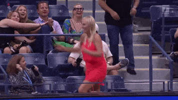 每日GIF(2021-09-15)的gif-Us Open Dancing GIF by Tennis Channel