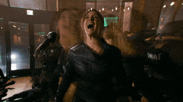 每日GIF(2021-09-17)的gif-Screaming Carrie Anne Moss GIF by The Matrix