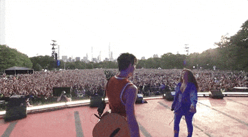 每日GIF(2021-09-26)的gif-Camila Cabello GIF by Global Citizen