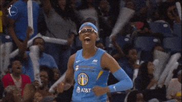 每日GIF(2021-09-27)的gif-Womens Basketball Sport GIF by WNBA