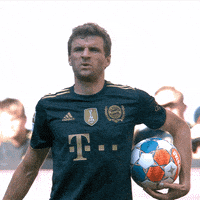 每日GIF(2021-09-30)的gif-Tired Sport GIF by FC Bayern Munich
