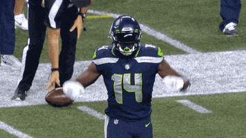 每日GIF(2021-10-04)的gif-Russell Wilson Football GIF by Seattle Seahawks