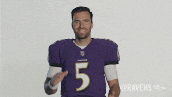 每日GIF(2021-10-26)的gif-joe flacco thumbs up GIF by Baltimore Ravens