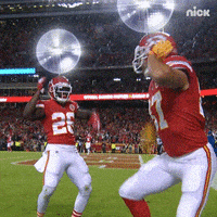 每日GIF(2021-11-02)的gif-Game Time Running GIF by Nickelodeon