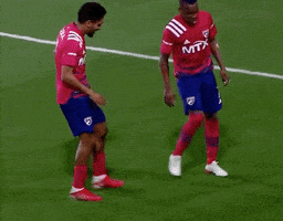 每日GIF(2021-11-04)的gif-Fc Dallas Dance GIF by Major League Soccer