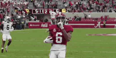 每日GIF(2021-11-15)的gif-College Football GIF