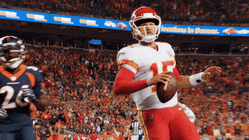 每日GIF(2021-11-22)的gif-Kc Chiefs Football GIF by Kansas City Chiefs