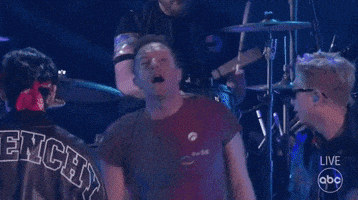 每日GIF(2021-11-22)的gif-American Music Awards Dancing GIF by AMAs